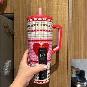 BNIB Brumate Love On Lock- Bistro Tile 40 Oz Era